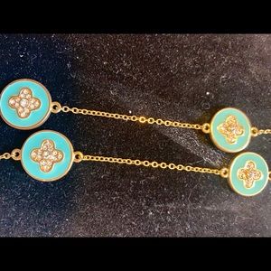 Gold Color Chain Necklace.